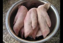 女人吃豬蹄抗衰老好處多 醫(yī)生都是這么挑豬蹄的