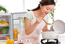 七方法輕松瘦出好身材 把食物切成小塊