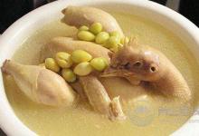 養(yǎng)腎食療方:魚鰾燉豬蹄補(bǔ)腎養(yǎng)精