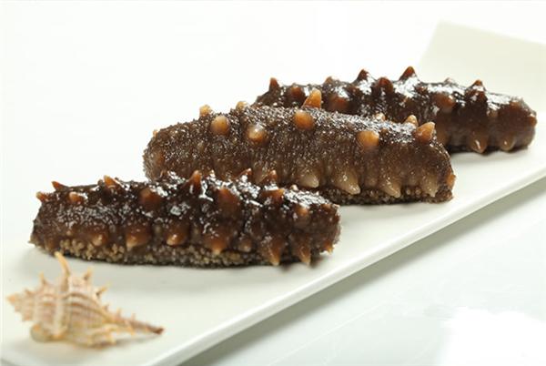 四月<a href=http://www.jsjjzhkt.cn/jkys/ target=_blank class=infotextkey>養(yǎng)生</a>吃海參,但這幾類人是禁忌 四月養(yǎng)生吃海參,但這幾類人是禁忌