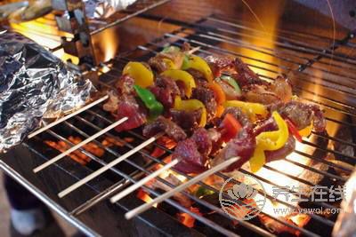 7種常見的食物吃了會致癌，你都吃過幾種？