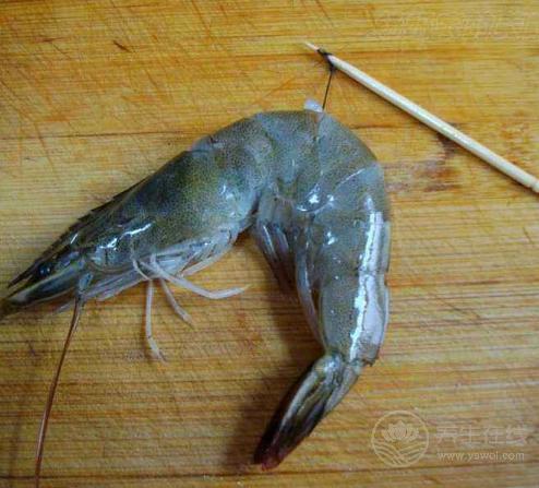 想吃美味的大蝦，先學會去蝦線！