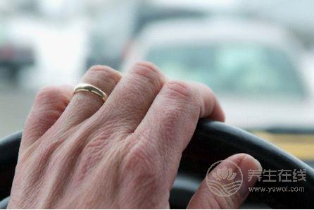 中了這幾槍?zhuān)f(shuō)明你已經(jīng)開(kāi)始老了 中了這幾槍?zhuān)f(shuō)明你已經(jīng)開(kāi)始老了