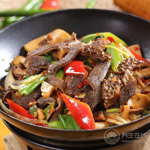 醫(yī)生提醒：血管堵的人，這4種食物要少碰！