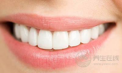 想要美白牙齒就吃這些食物,效果比洗牙好得多 想要美白牙齒就吃這些食物,效果比洗牙好得多