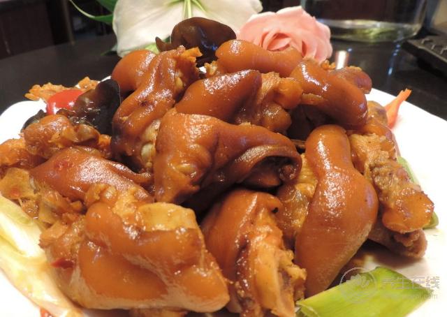 吃這3類食物,能幫你保持健康的頭發 吃這3類食物,能幫你保持健康的頭發