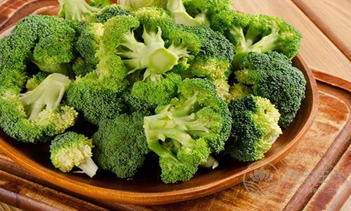 初冬預(yù)防感冒吃什么 18種食物提高免疫力 初冬預(yù)防感冒吃什么 18種食物提高免疫力