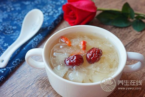 黑木耳VS白木耳，保健擂臺大PK！贏的是？