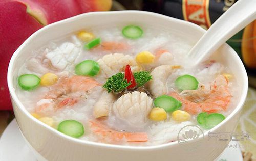 肌膚暗沉老得快,養(yǎng)顏必吃2款補(bǔ)血粥 肌膚暗沉老得快,養(yǎng)顏必吃2款補(bǔ)血粥