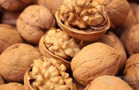 核桃不能和什么一起吃 核桃不能和什么一起吃