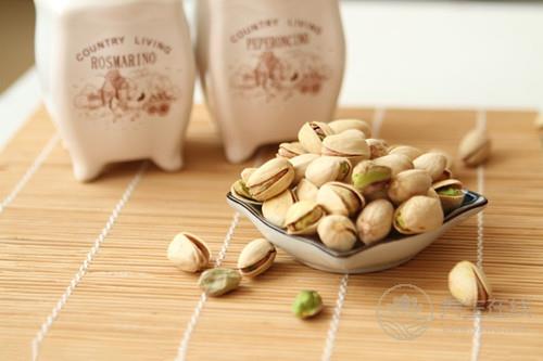 開心果不能和什么一起吃? 開心果不能和什么一起吃?