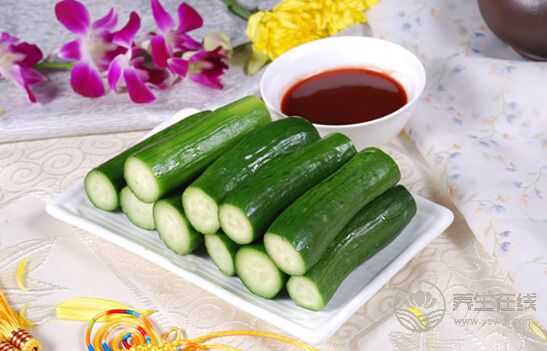 黃瓜這么吃傷身 90%的人常忽視 黃瓜這么吃傷身 90%的人常忽視