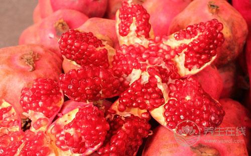 石榴不能和什么一起吃 石榴不能和什么一起吃