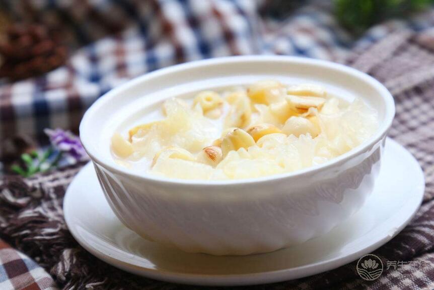 秋天總是咳咳咳,告訴你幾個食療方,趕緊用起來 秋天總是咳咳咳,告訴你幾個食療方,趕緊用起來