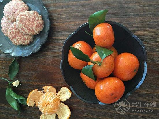 空腹吃5種食物等于慢性自殺,第一個你就中招了 空腹吃5種食物等于慢性自殺,第一個你就中招了