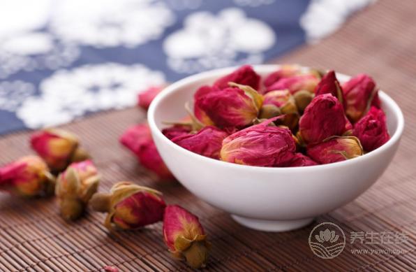 玫瑰花茶對女性好，但要注意別犯3個錯誤