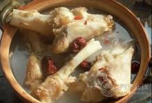 骨頭湯真能補(bǔ)鈣嗎?補(bǔ)鈣的3三誤區(qū)千萬別信!