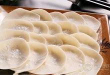 常買餃子皮和面條的人注意了!一定要注意辨別這點