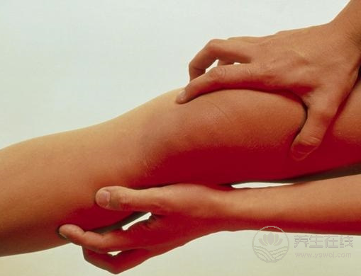 半夜小腿抽筋別以為是小事，真相往往令人驚呆了！