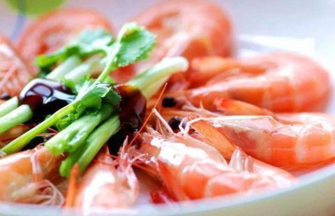 自己做水煮蝦的時候需不需要放鹽