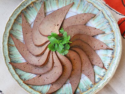 豬肝顏色發紫的原因還可以食用嗎 豬肝顏色發紫的原因還可以食用嗎