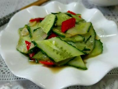 家常炒黃瓜怎么做和什么一起做更好吃