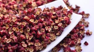 治白發的方法 花椒泡腳是否可以治療白發