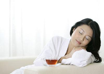 失眠的人要經常食用哪些食物緩解失眠