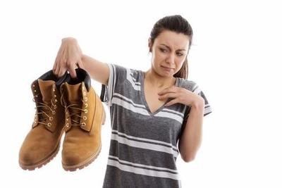 生活中有哪些方法可以去除鞋的臭味-易網健康<a href=http://www.jsjjzhkt.cn/jkys/ target=_blank class=infotextkey>養生</a>網 生活中有哪些方法可以去除鞋的臭味