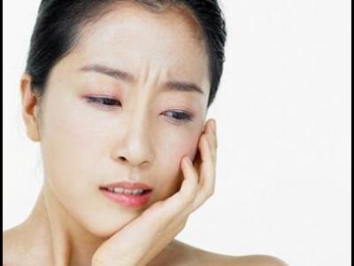 神經疼痛是由于哪些原因所引起的