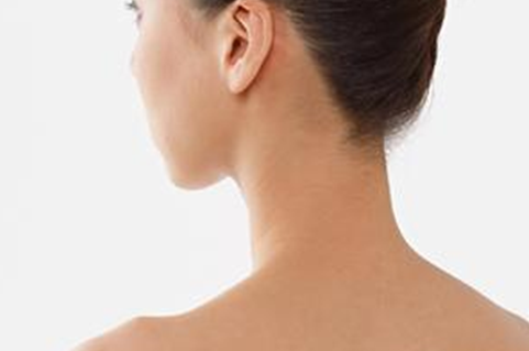 脖子上出現的小肉粒有可能是哪些情況-易網健康<a href=http://www.jsjjzhkt.cn/jkys/ target=_blank class=infotextkey>養生</a>網 脖子上出現的小肉粒有可能是哪些情況