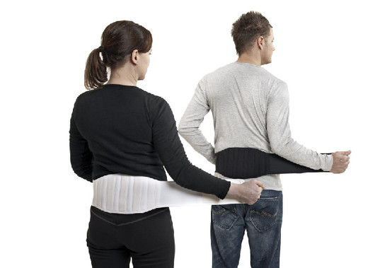 腰部保暖的重要性腰部保暖對身體的好處-易網(wǎng)健康<a href=http://www.jsjjzhkt.cn/jkys/ target=_blank class=infotextkey>養(yǎng)生</a>網(wǎng) 腰部保暖的重要性腰部保暖對身體的好處