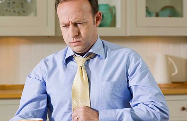 胃酸過多經常燒心有哪些方法可以解決-易網健康<a href=http://www.jsjjzhkt.cn/jkys/ target=_blank class=infotextkey>養生</a>網 胃酸過多經常燒心有哪些方法可以解決