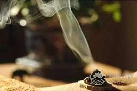 艾灸印堂有什么好處?艾灸印堂穴的方法有哪些?-易網健康養生網 艾灸印堂有什么好處?艾灸印堂穴的方法有哪些?