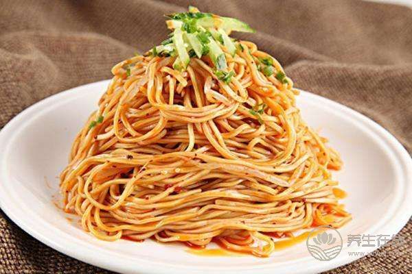 五種騙人減肥食品 高熱量陷阱蒙蔽你-易網健康<a href=http://www.jsjjzhkt.cn/jkys/ target=_blank class=infotextkey>養生</a>網 五種騙人減肥食品 高熱量陷阱蒙蔽你