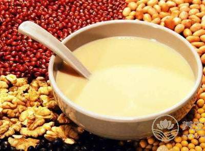 常喝豆?jié){減肥 可以減重又美膚