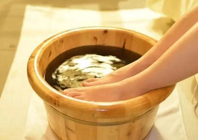 泡腳對(duì)于身體以及健康的好處有哪些