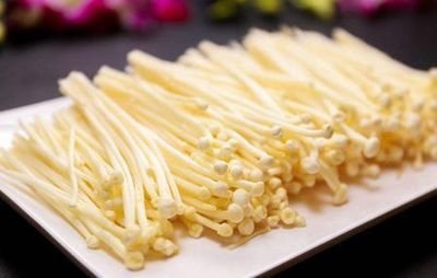 為什么我們的胃液卻無(wú)法消化金針菇-易網(wǎng)<a href=http://www.jsjjzhkt.cn/ target=_blank class=infotextkey>健康養(yǎng)生</a>網(wǎng) 為什么我們的胃液卻無(wú)法消化金針菇