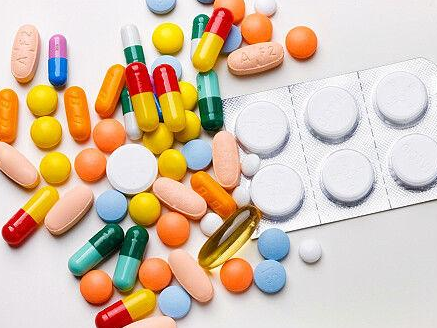 這些藥物不能與果汁以及茶水同服-易網健康<a href=http://www.jsjjzhkt.cn/jkys/ target=_blank class=infotextkey>養生</a>網 這些藥物不能與果汁以及茶水同服