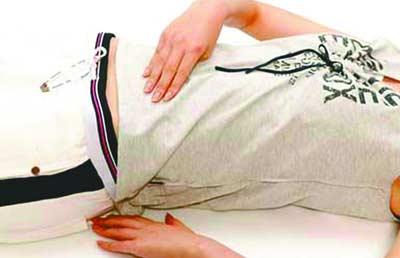 堅(jiān)持每天揉腹的好處有很多也包括這五點(diǎn)