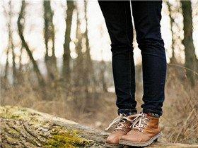 老人經(jīng)常會(huì)覺得小腿痛是什么原因