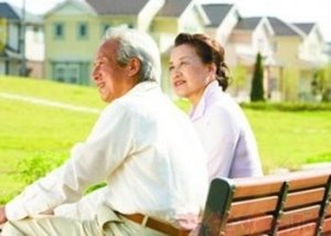 牛皮癬的癥狀有哪些得了牛皮癬怎么辦-易網健康<a href=http://www.jsjjzhkt.cn/jkys/ target=_blank class=infotextkey>養生</a>網 牛皮癬的癥狀有哪些得了牛皮癬怎么辦