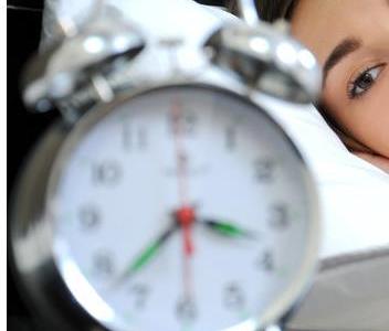 無法睡整覺導致半夜會醒來的12種影響睡眠原因