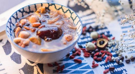 改善孕婦在懷孕期間出現(xiàn)貧血情況的食療粥做法-易網(wǎng)健康<a href=http://www.jsjjzhkt.cn/jkys/ target=_blank class=infotextkey>養(yǎng)生</a>網(wǎng) 改善孕婦在懷孕期間出現(xiàn)貧血情況的食療粥做法