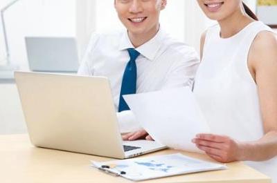 辦公族人群容易出現(xiàn)偏頭痛是什么原因引起