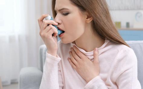 為什么你經(jīng)常得口腔潰瘍的原因查詢-易網(wǎng)健康<a href=http://www.jsjjzhkt.cn/jkys/ target=_blank class=infotextkey>養(yǎng)生</a>網(wǎng) 為什么你經(jīng)常得口腔潰瘍的原因查詢