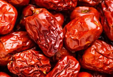 哪一類體質(zhì)的人不能吃紅棗-易網(wǎng)健康<a href=http://www.jsjjzhkt.cn/jkys/ target=_blank class=infotextkey>養(yǎng)生</a>網(wǎng) 哪一類體質(zhì)的人不能吃紅棗