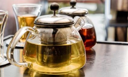 適合上班族吃的養肝茶飲有哪些-易網健康<a href=http://www.jsjjzhkt.cn/jkys/ target=_blank class=infotextkey>養生</a>網 適合上班族吃的養肝茶飲有哪些