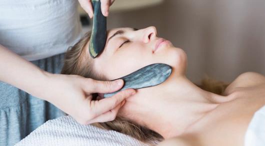 哪一些食物有效保養皮膚好-易網健康<a href=http://www.jsjjzhkt.cn/jkys/ target=_blank class=infotextkey>養生</a>網 哪一些食物有效保養皮膚好