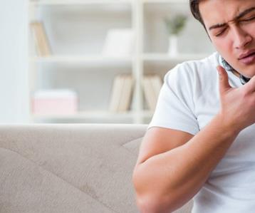 分享恢復(fù)脖子落枕問題的6種方法-易網(wǎng)健康<a href=http://www.jsjjzhkt.cn/jkys/ target=_blank class=infotextkey>養(yǎng)生</a>網(wǎng) 分享恢復(fù)脖子落枕問題的6種方法